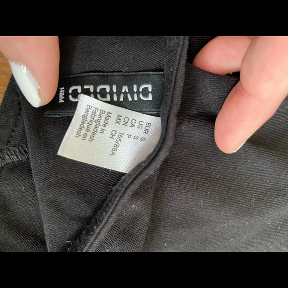 Crop top! - Picture 2 of 3